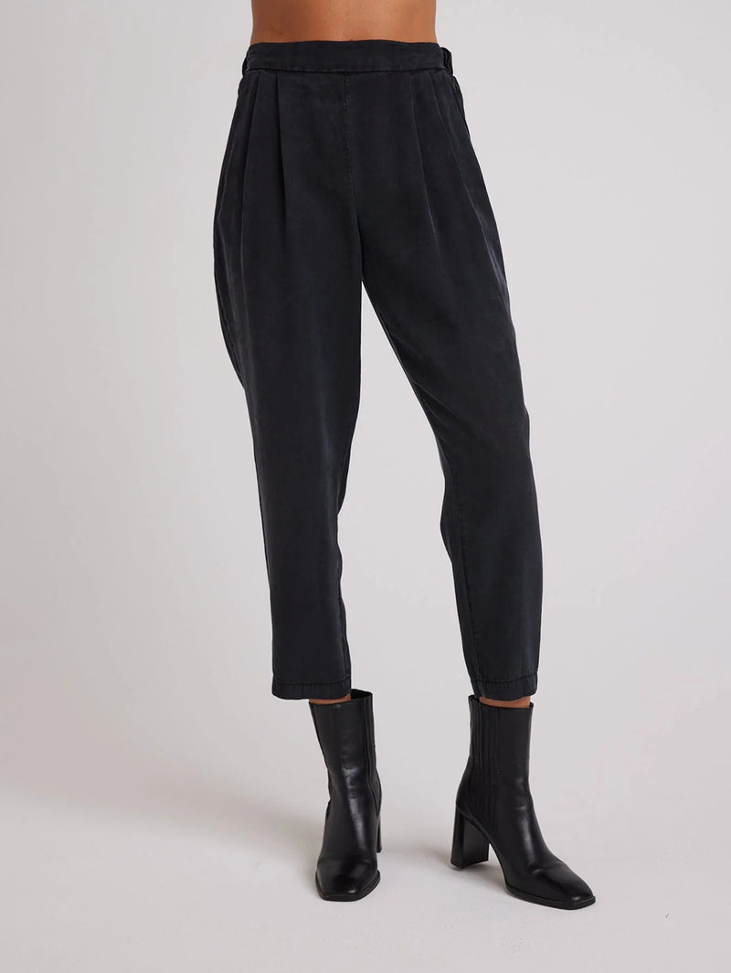 Nico Clean Waist Slouchy Trouser - Black-Bella Dahl-Over the Rainbow